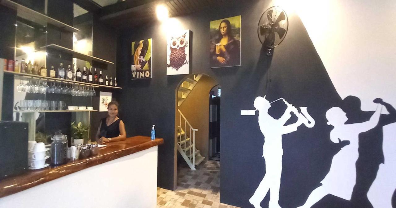 Bua Daeng Homestay Resort Kumphawapi 외부 사진