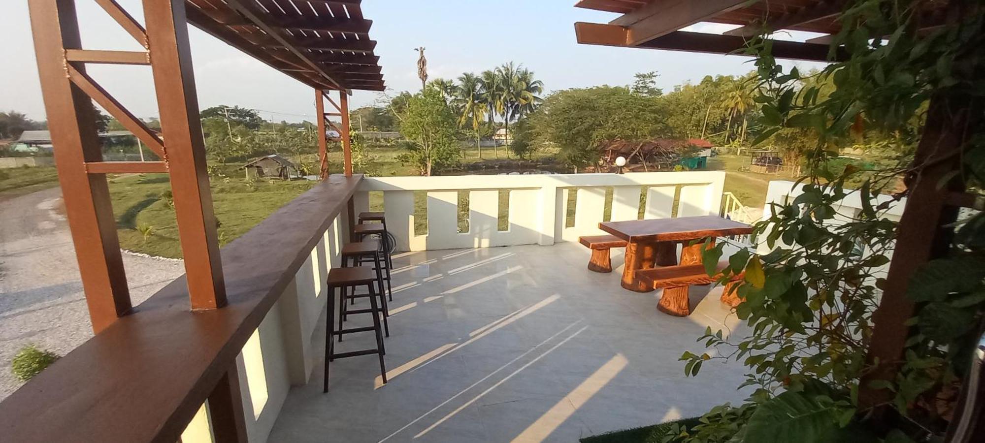 Bua Daeng Homestay Resort Kumphawapi 외부 사진