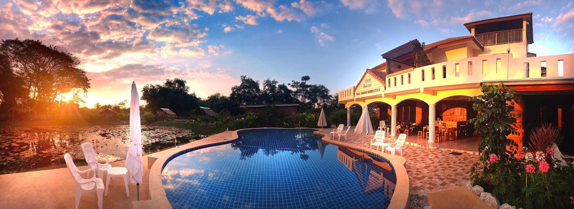 Bua Daeng Homestay Resort Kumphawapi 외부 사진
